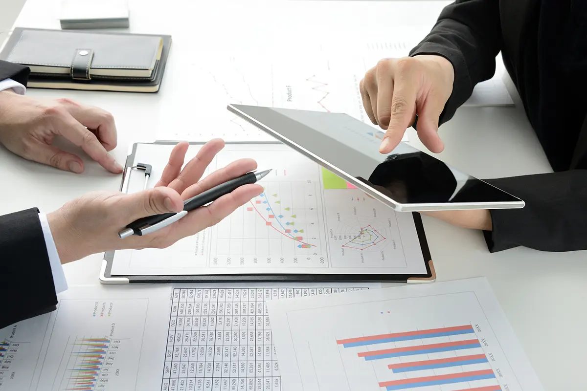 ファクタリング利用会社が売掛先へ商品・サービスを提供 SAFE TRUST株式会社